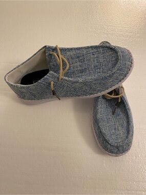 Men's Casual Light Blue White Slip-On Loafers Lightweight Flexible Design US 8